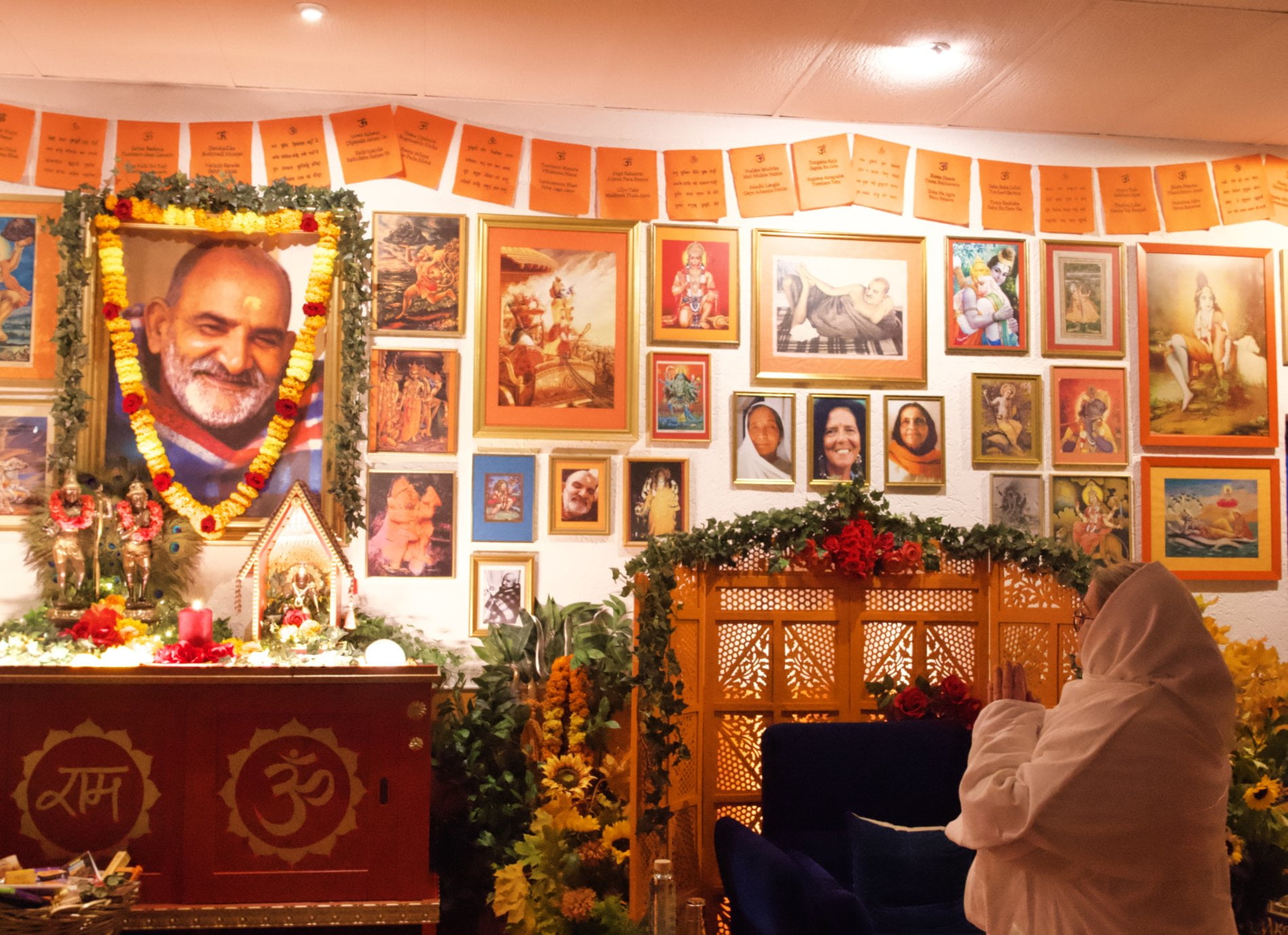 <p>To Her beloved Guru, Sri Neem Karoli Baba, Ma has dedicated this new ashram</p>